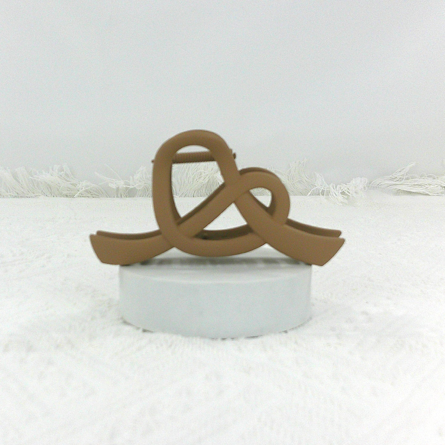 4.75 Inches Pretzel Claw Clip HC4305-1 (12PC)