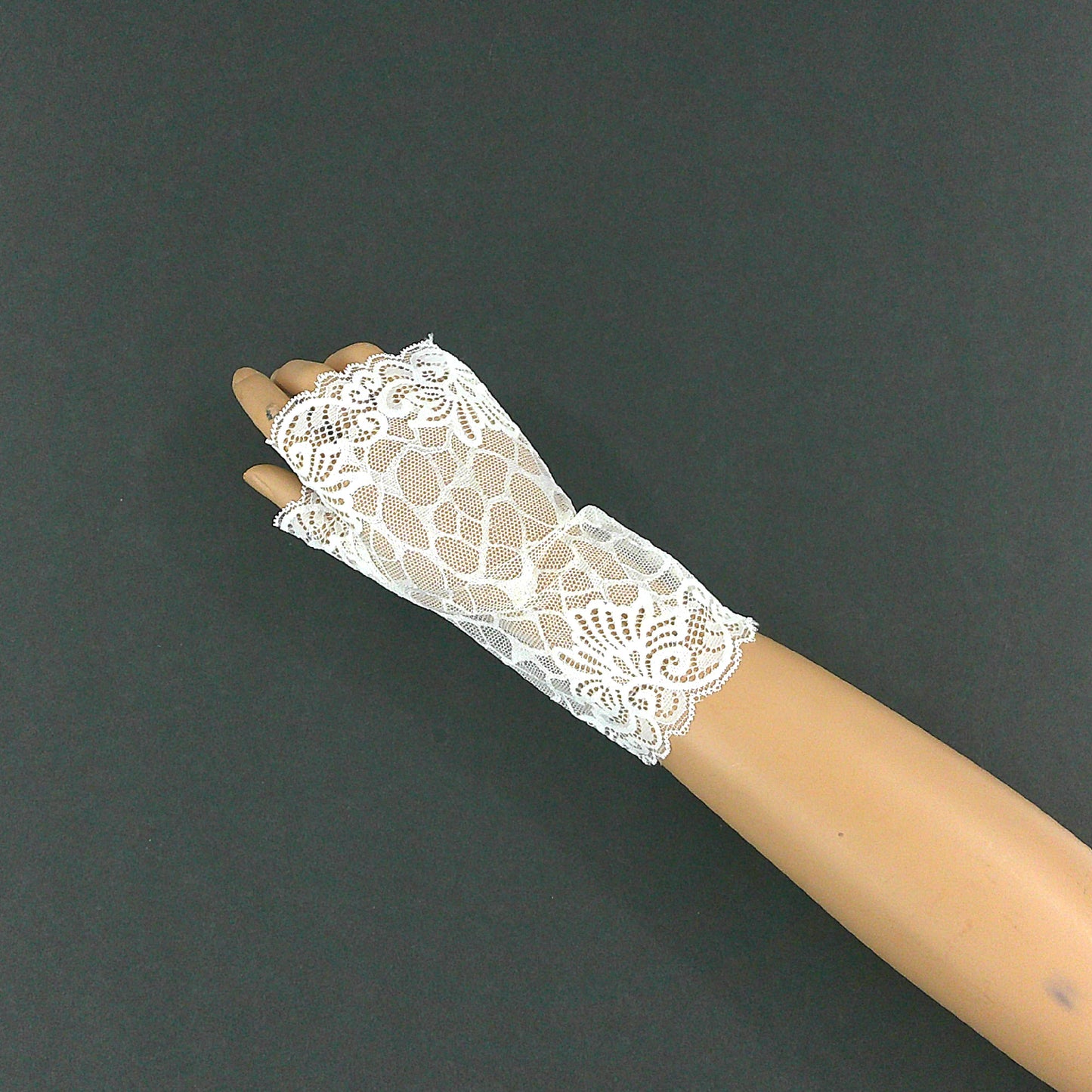 Pattern Mesh Fingerless Gloves WG140A (3pc)