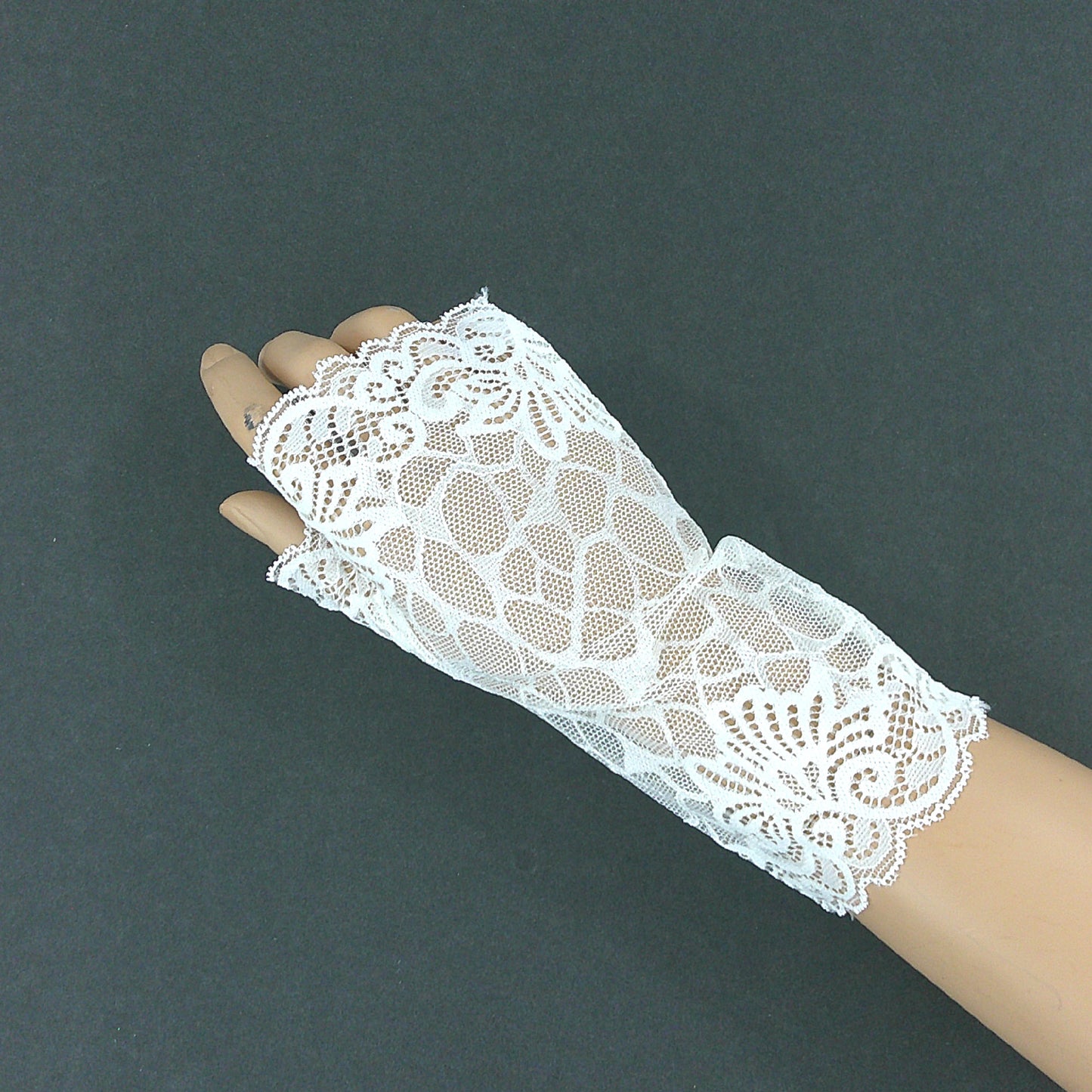 Pattern Mesh Fingerless Gloves WG140A (3pc)