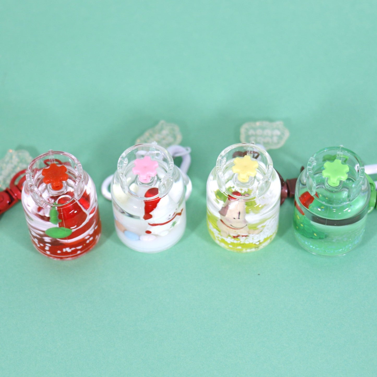 Christmas Holiday Liquid Jar Key Chain KC21026-20. (12PC)