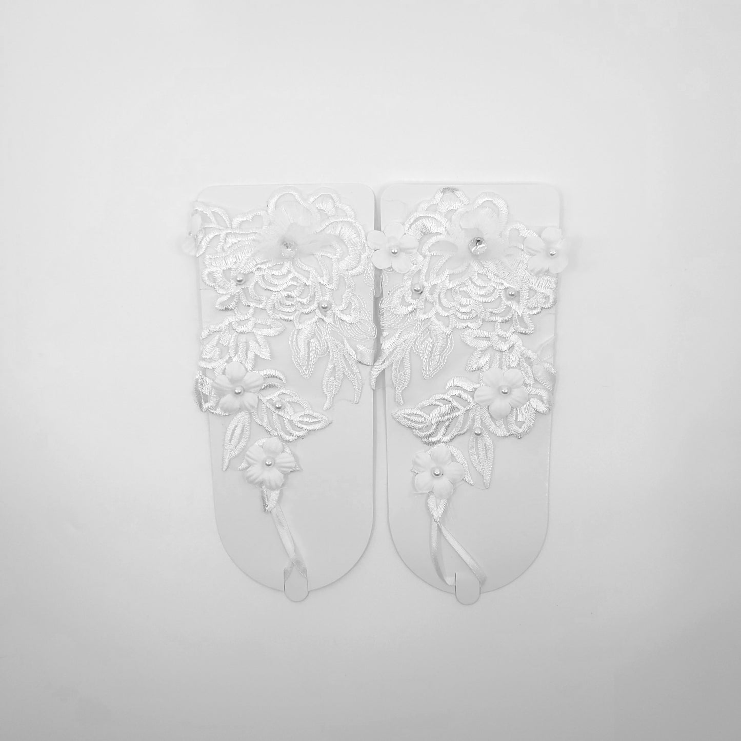 Floral Emboridery Lace Gloves WG224 (3pc)